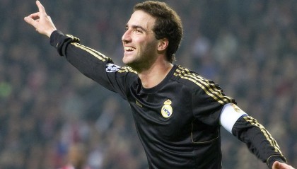 九游下载官网-趣味障碍跑挑战赛，考验体力与智力的完美结合，趣味障碍赛游戏