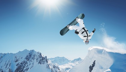 九游下载官方正版-“德甲夺冠集团火拼，胜负悬念究竟归谁？”，德甲连冠