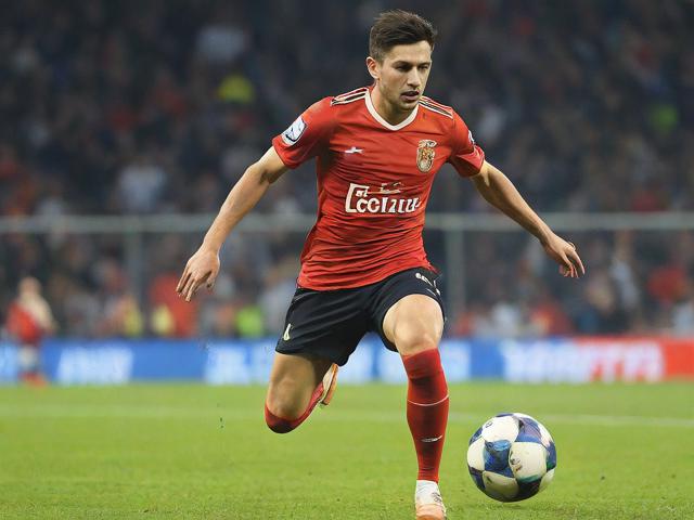 九游官网_《FIFA》电竞世界杯与《实况足球》世界赛的足球电竞对比