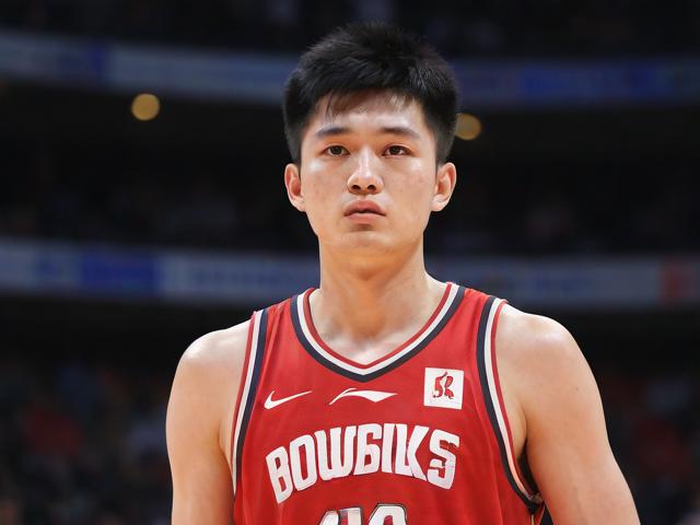 jiuyou.com_ 中国篮球明星转型成为商业偶像，影响力扩大，中国明星篮球队成员