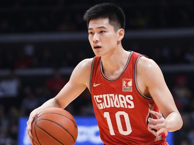 jiuyou.com_ 中国篮球运动员在海外联赛表现亮眼，实力展现增加影响力，中国的海外球员
